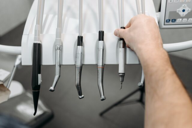 Tools a dentist uses for dental implants